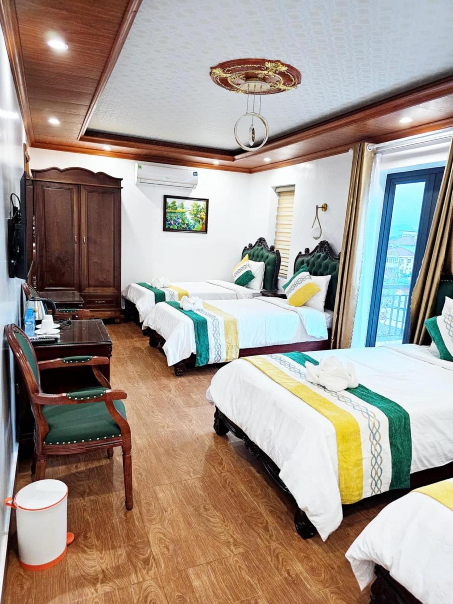 Sky Hotel Vang Vieng Extérieur photo